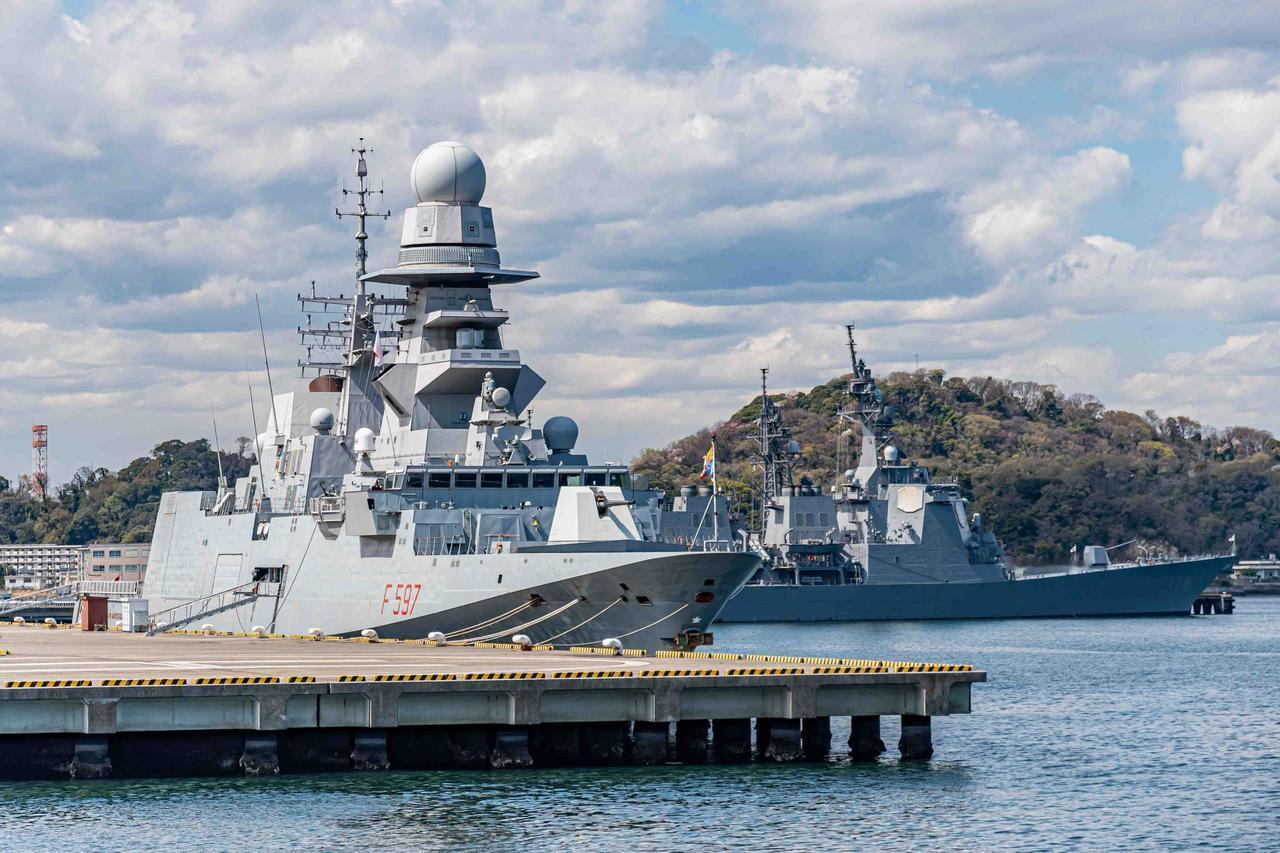 美国下一代星座级护卫舰取消了！美国方面表示，为更快应对可能与我国爆发的冲突。美国