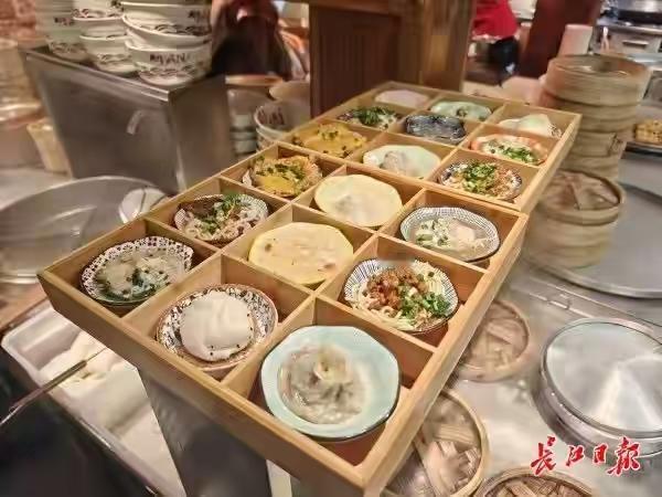 这个不就是广东早茶的翻版吗？只是搞了个九宫格而已。这太有必要了，我一个湖北人，每