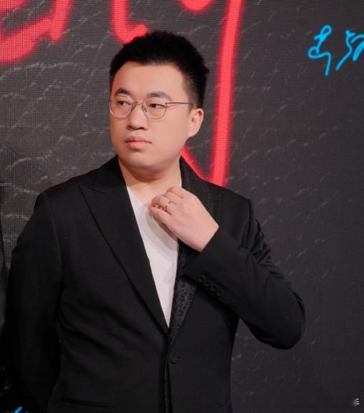 也就LNG了，换其他队真不可能让WBG这五个神人赢了，Xiaohu直播道歉真没必