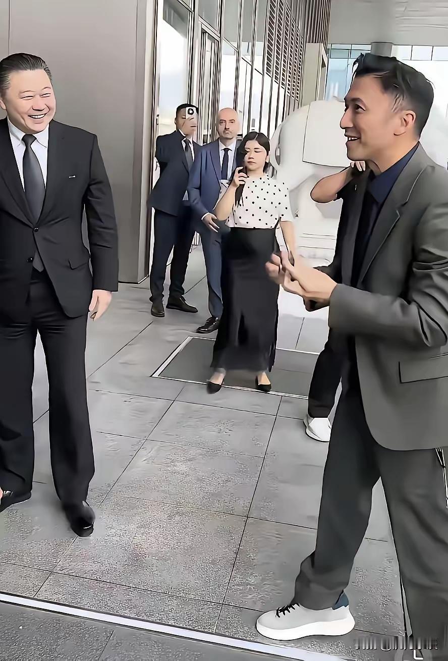 有钱又怎么样，一样抵不过岁月的摧残，谢霆锋也是老了
