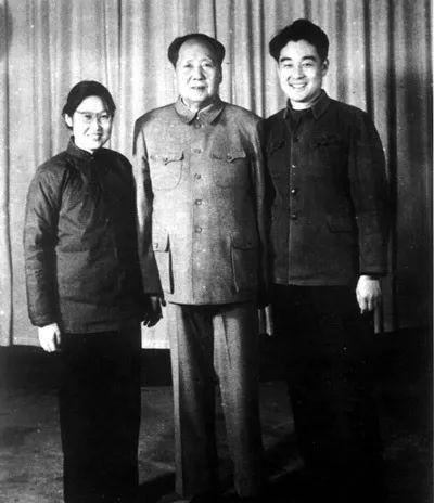 1976年夏天，78岁的杨开智非常想见见病中的毛主席，他从湖南赶到北京，毛主席得