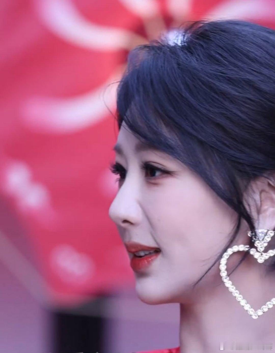 要是不贴双眼皮的话，长啥样？