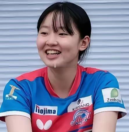 张本美和谈到最佩服的国乒选手只有以下两人：1，孙颖莎2，王曼昱张本美和说：孙颖莎