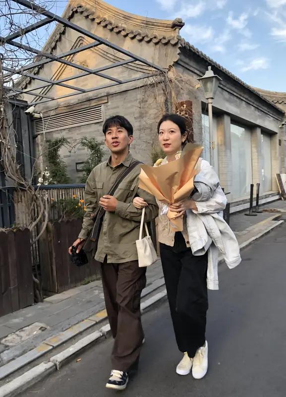 2025年8月那场“我听交警的”电动车碰撞事故后续来了，10月15日晚小伙发出《