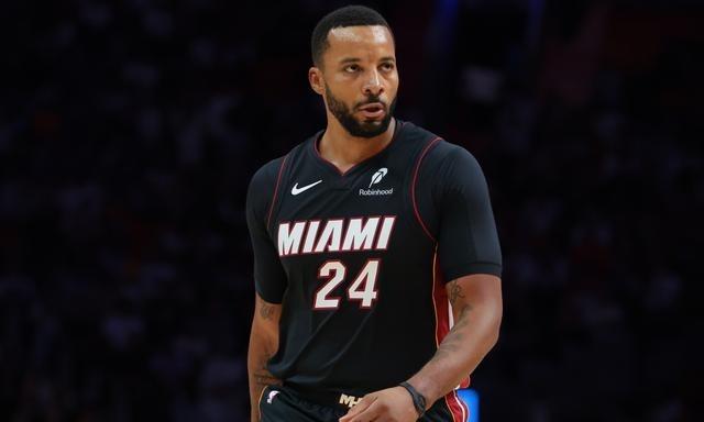 随着鲍威尔的连续稳定表现，热火球迷们肯定高兴的合不拢嘴，感谢快船送来的全明星！