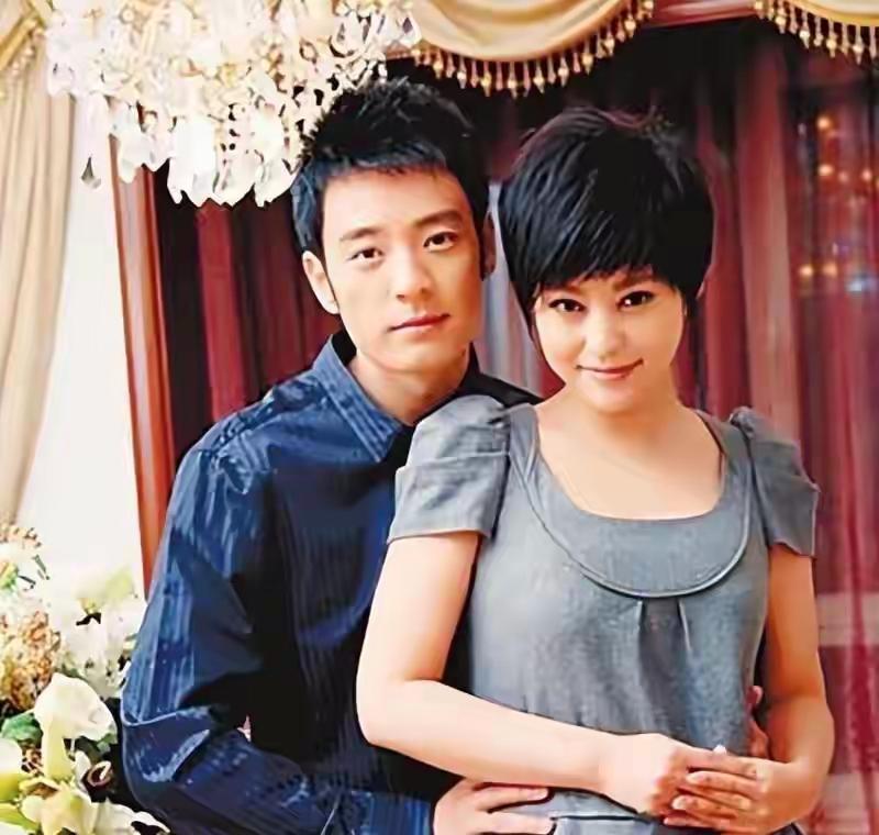 女的是郝蕾，男的是谁
