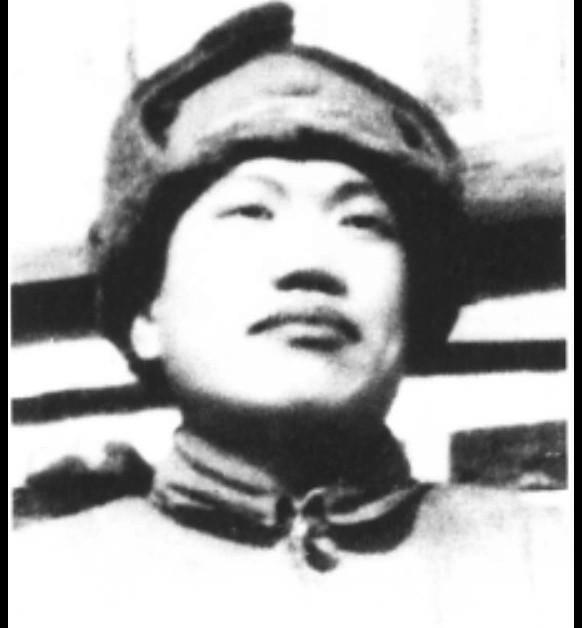 吕怀忠（1917—1945）山西省崞县（今原平市）人，著名抗日英烈。于2015年