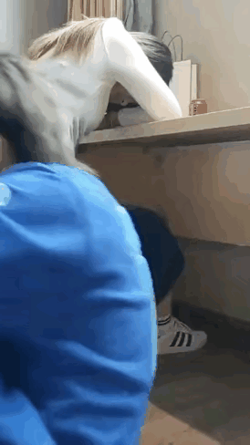 针还没扎，先被护士一句话整破防了？这是看病还是说相声呢！都说看病紧张，可我哥