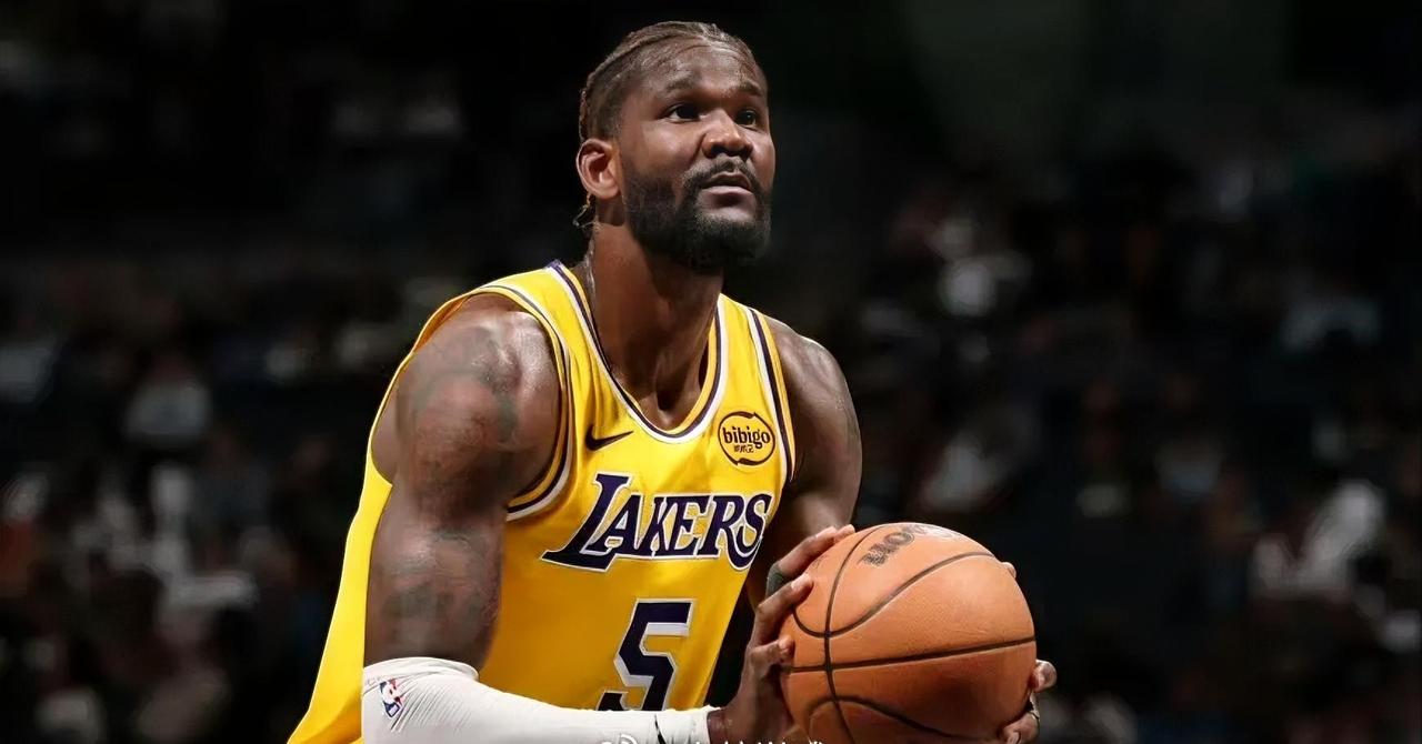 有一说一，今日艾顿和祖巴茨根本不在一个级别！！艾顿：本场出战21分钟，投篮