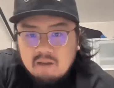 一位美籍越南人，在谈到华人的时候说道“自己发现80年代，90年代，移民美国的这一
