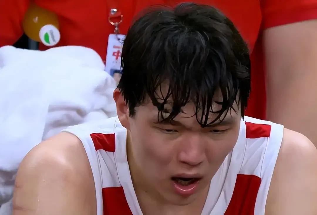 不出意外，接下来这几个将退出中国男篮1.曾凡博，名气与实力不符2.赵嘉义，没有亮