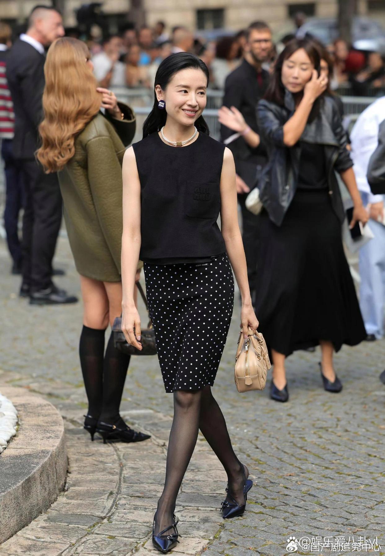 放大看董洁这张高清