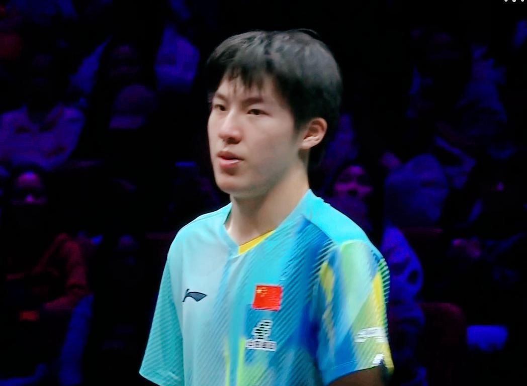 侯英超不当教练，结果比教练还操心，解说急眼了！第一局温瑞博6:11输了。