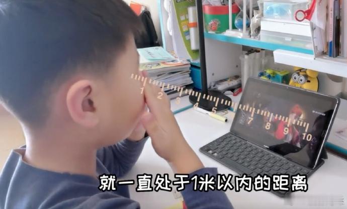 看绿色护眼是假的预防近视最简单的好办法：“20/20/20”即每次看书、看电视、