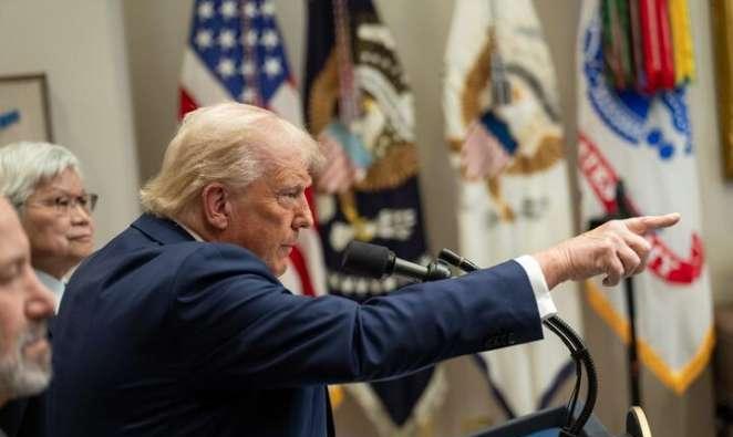 特朗普的“大而美的法案”——它对美国承诺了什么：究竟是繁荣还是衰落？特朗普重返