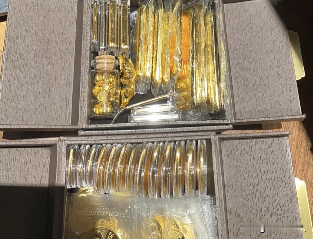 这金价太疯魔，太变态了吧！元旦到现在，一个月不到，足足涨了200元一克。水贝这