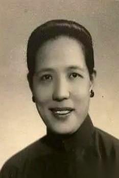 我天……看到这张老照片，我第一反应是，这不是一张脸，穿越了一百多年吗？左边，