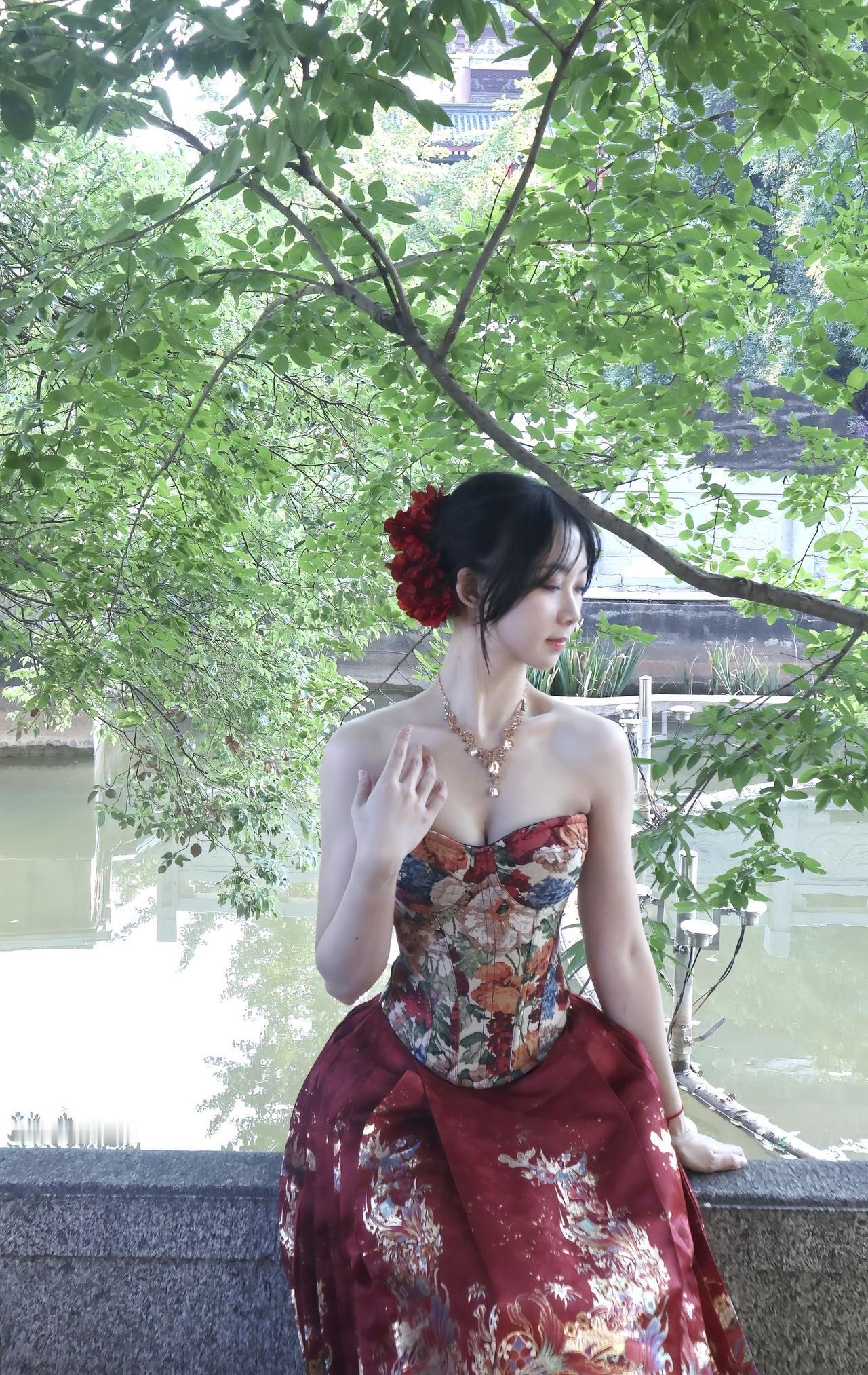 为遇见你落下轻语