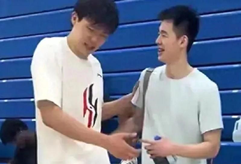 U19世青赛爆砍34+11+11！如今却无人问津CBA最令人惋惜的一届国青球员