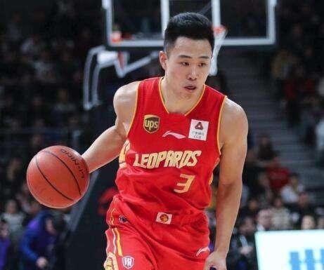 中国男篮即将遭遇与日本男篮的生死战。日本队的八村塁肯定回不来的，一个小小的日本队