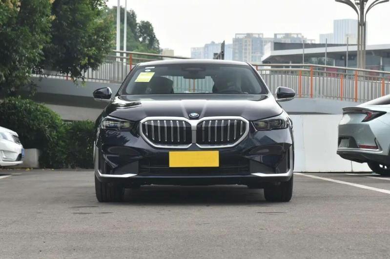 大家发现了吗？宝马暴降30万背后，信号已经越来越强烈了！2026年刚开年，汽