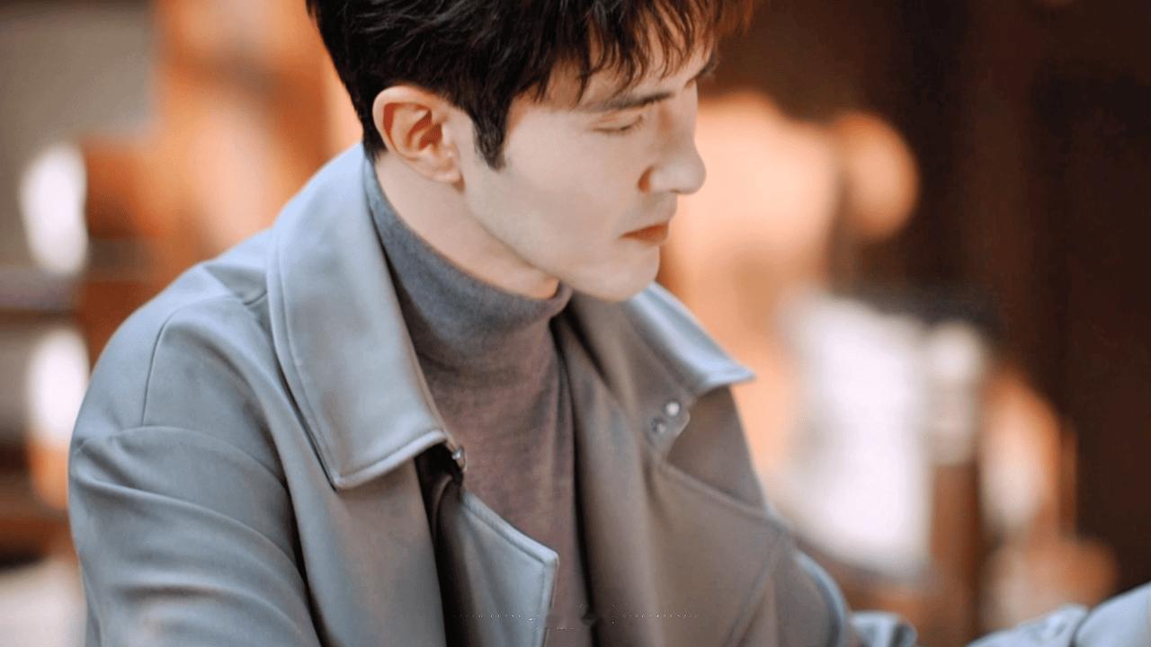 高伟光筷子腿不是这么用的对高伟光的身高有了实感，好长一条人啊，腿要在地面冒火