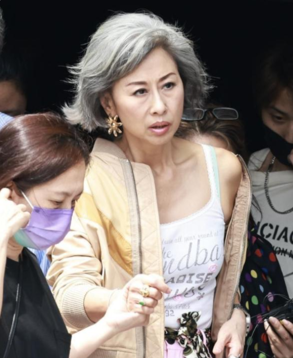 叶倩文林子祥唱功几十年不倒？别再吹天赋了，“咽音练肌肉”才是关键
