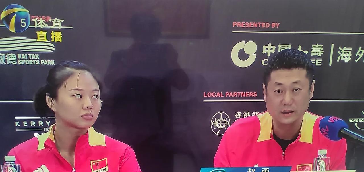 李盈莹不能上场，赵勇说话没底气在香港站赛前发布会上，听到中国女排主教练
