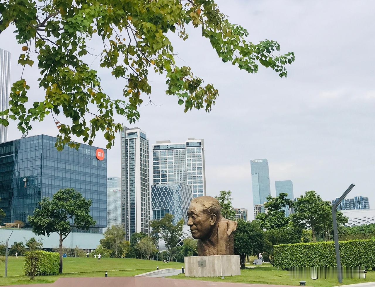 逛了趟深圳人才公园，与我熟悉的前海石公园联系起来，我才惊觉这一连串公园将来才是深