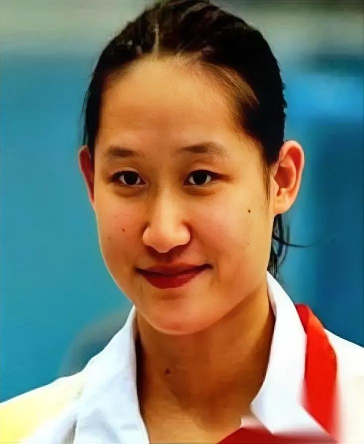 200万奖金刚到手，她却…转身花170万买了辆路虎！所有人骂这19岁冠军