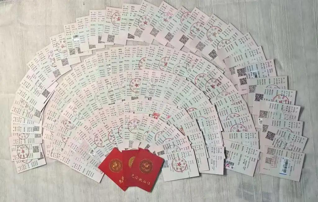 四川自贡，一30岁男子，20岁就开始献血，10年献血109次，高达39400毫升