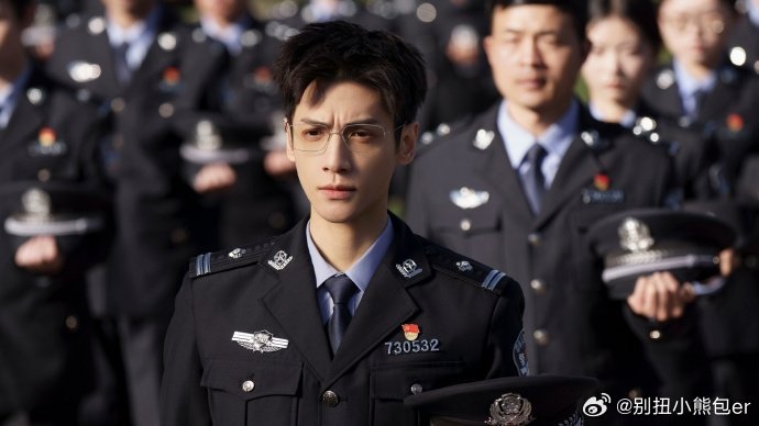 罗云熙9集演完90集内容罗云熙演技封神！9集演完90集内容，节奏紧凑越追越上头