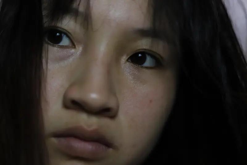 19岁少女被困柬埔寨遭威胁19岁少女景景的遭遇太让人痛心了！今年1月31日，她