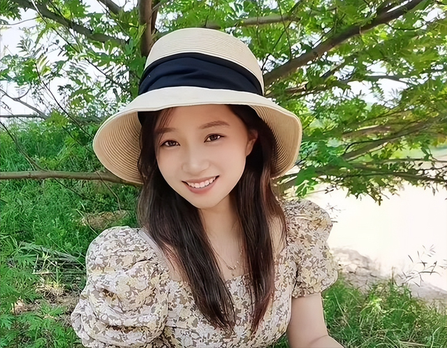痛心!29岁湖北美女廖双去世,直肠癌晚期,从不熬夜三餐青菜为主