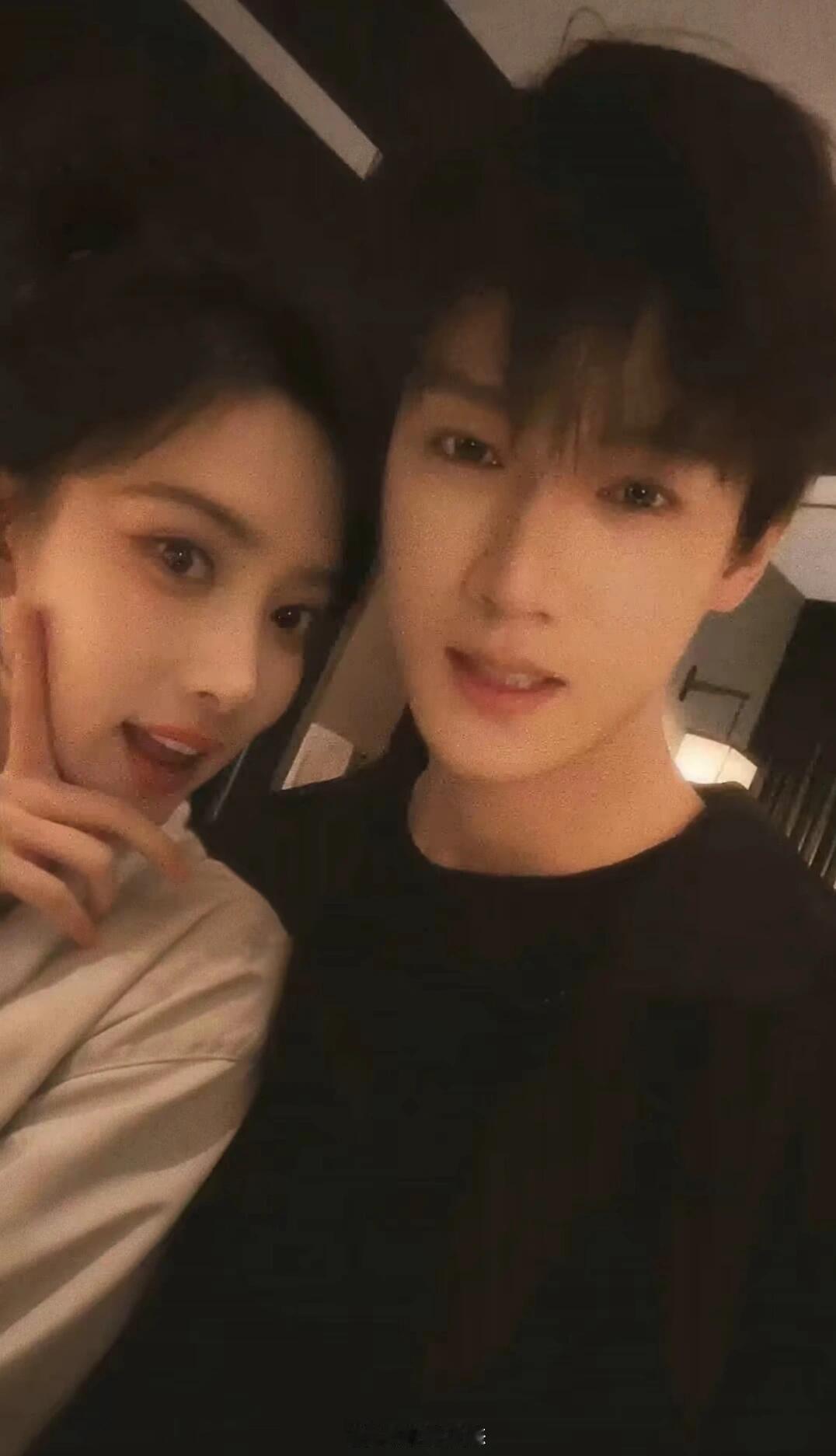 孟子义李昀锐恋情曝光