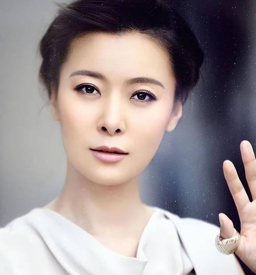 九年相伴不求一纸婚书！黄志忠柯蓝分手四年同框，成年人的爱情太通透✨同居9年