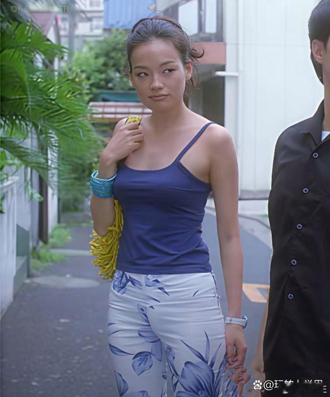 舒淇刚出道的时候。​​​