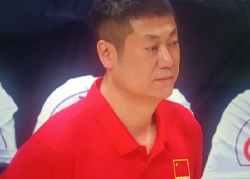 打完世联赛，8月底就要打世锦赛，中国女排人员不会有什么变动了。中国女排世锦赛