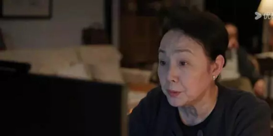 《蛮好的人生》丁致远的父母出镜不多，也就是在那次二叔二婶来上海因为20万的事情僵