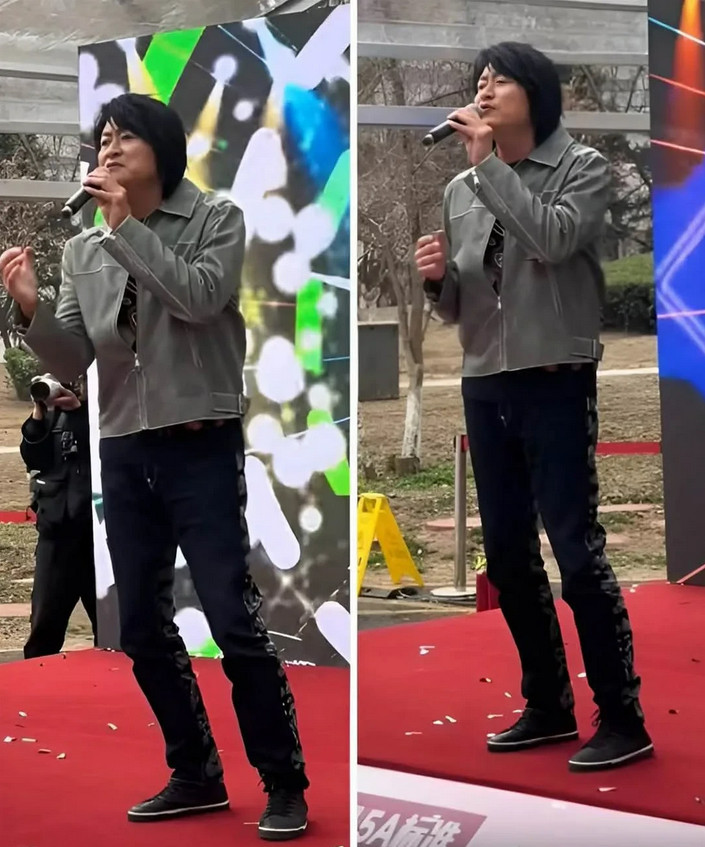 昔日爆红中国台湾歌手现身农村小舞台！粗布衣＋冷清的台下，网友：能喊出他名字的都当