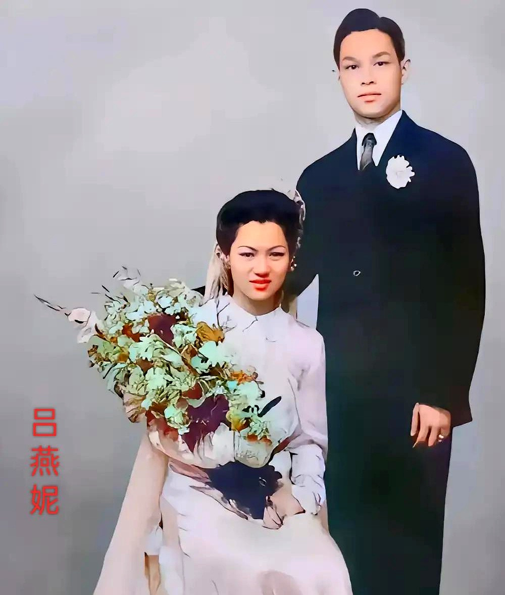 一个家族能不能稳住，真不是看饭桌上谁笑得最甜，而是看生意钥匙最后交到谁手里。1958年，霍英东准备迎