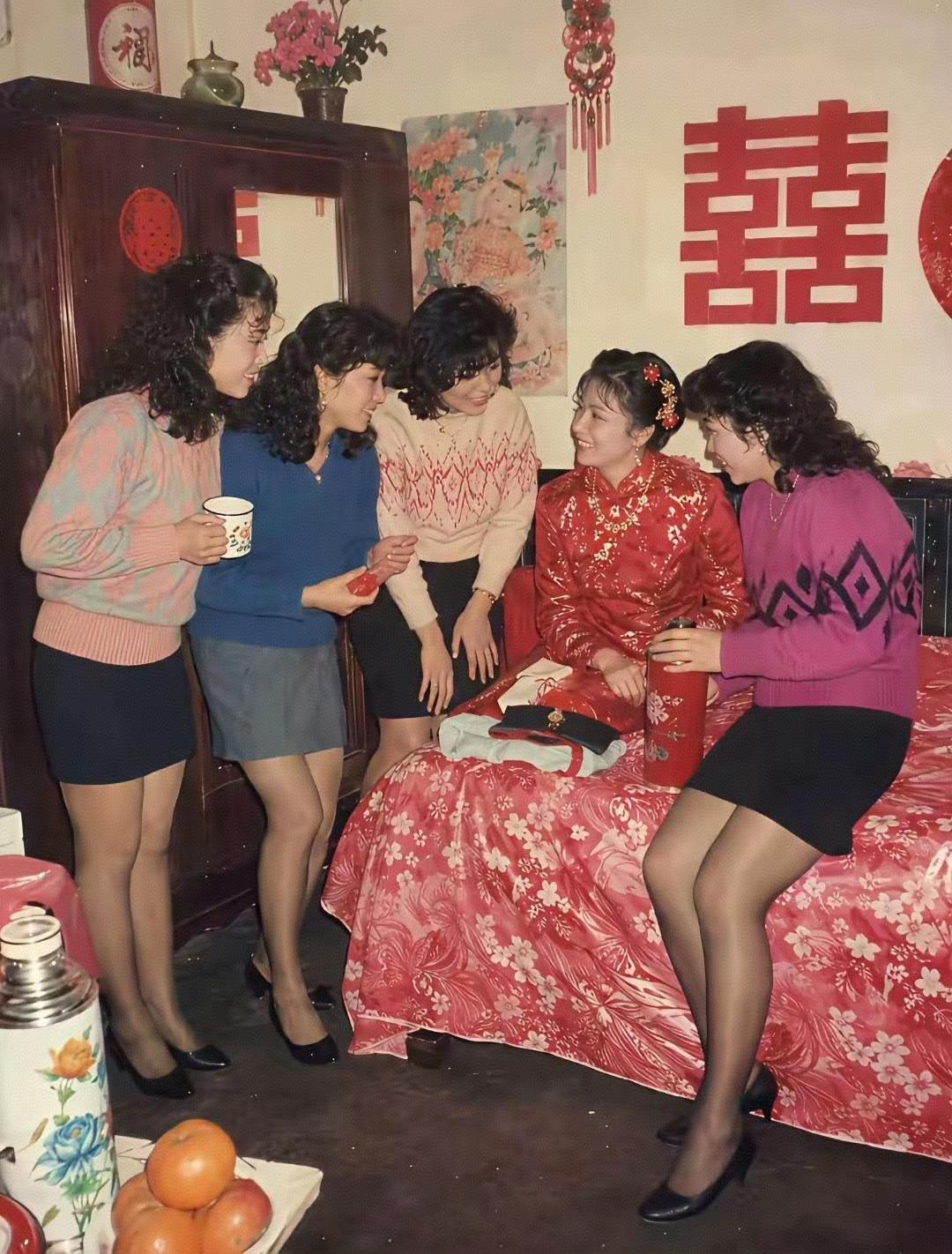 八十年代初，广东客家人嫁姑娘