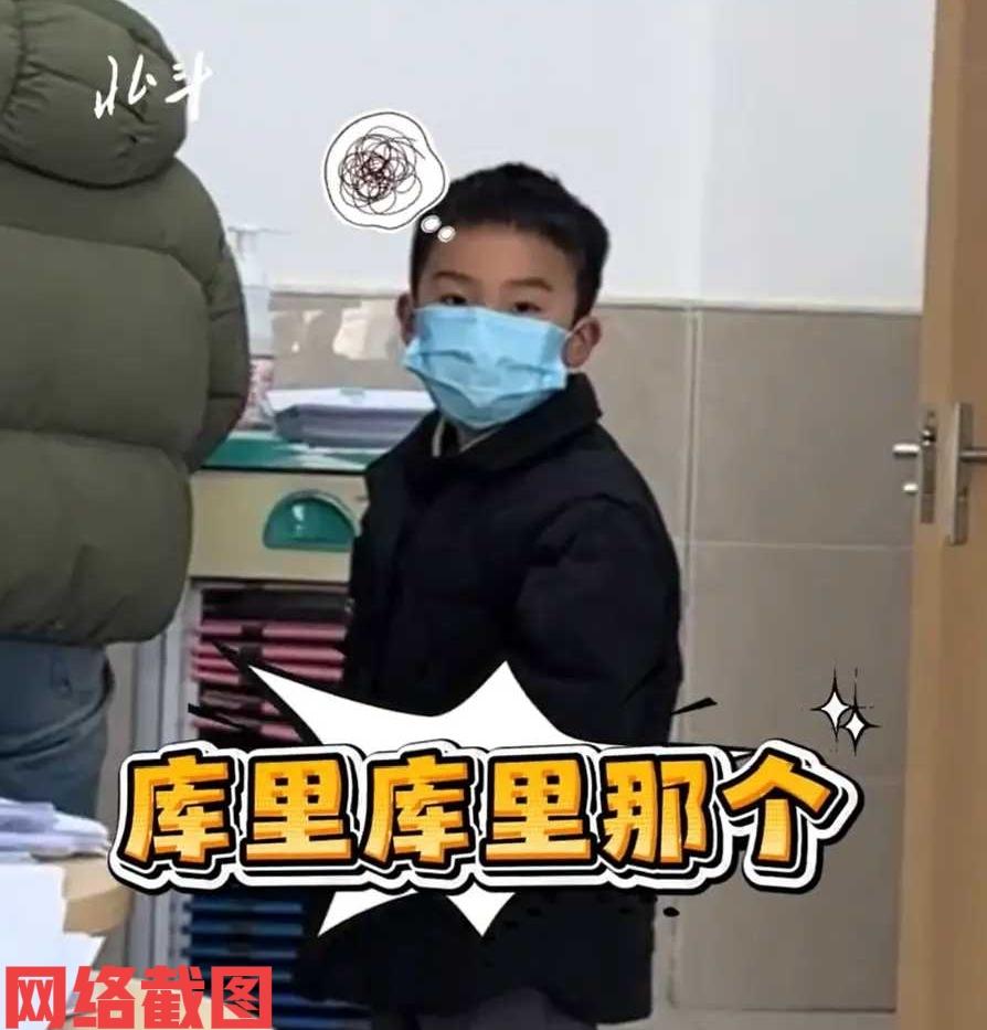 四川有妈妈带孩子去医院检查身体。此刻妈妈正在和医生，说明孩子身体出现的一些病