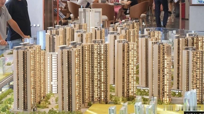 抄底机会来了？银行狂甩直供房，比市价低25%太香了！银行这波“卖房大促”藏