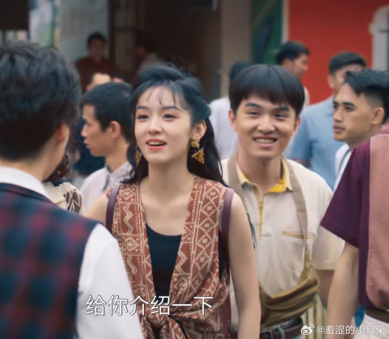 周也1983里这个发型是毛利兰同款吧