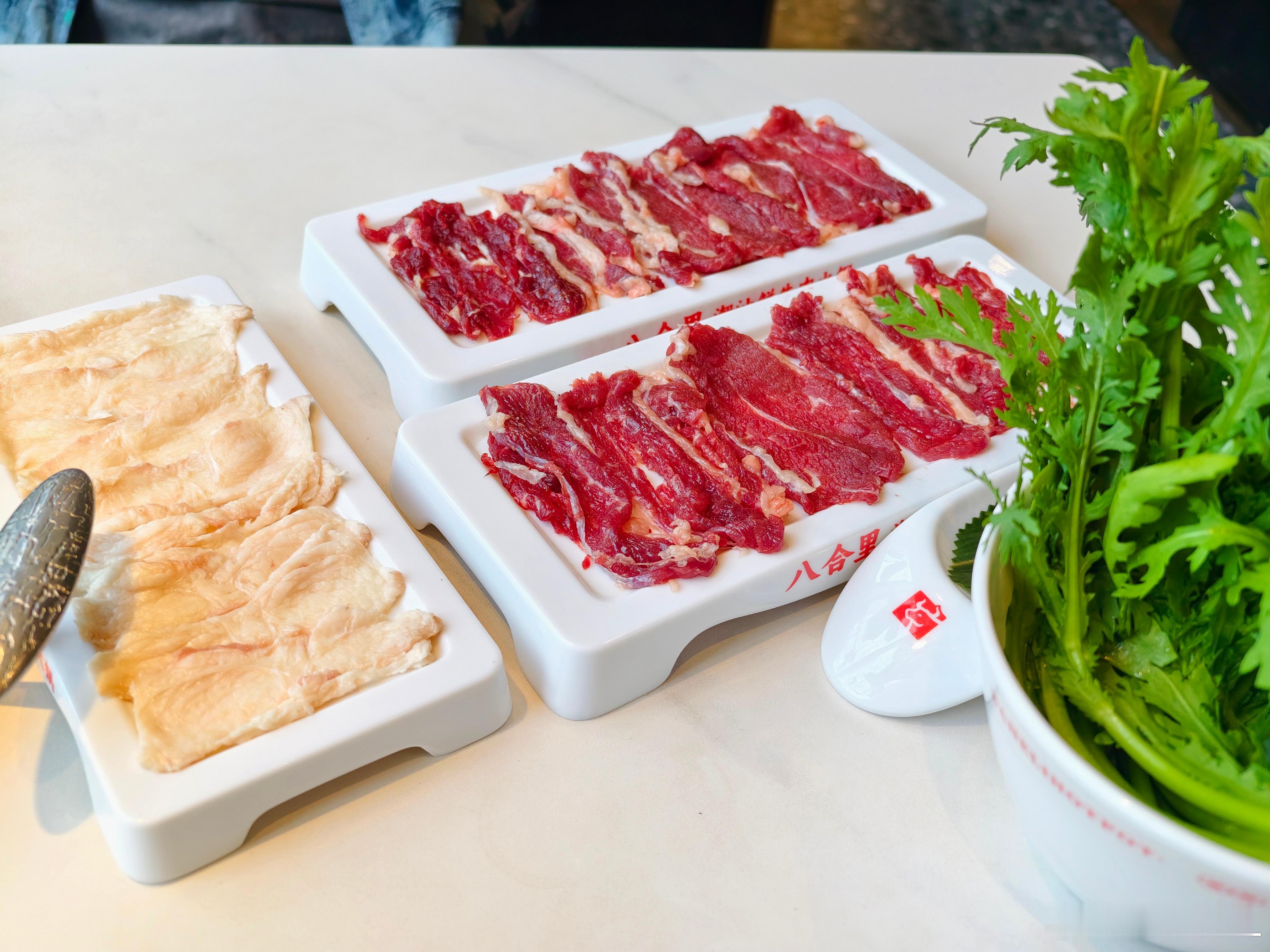 这都几点了才吃早餐…整个人蔫蔫的没精神，也没胃口，我还是美食博主嘛？！唉，果然