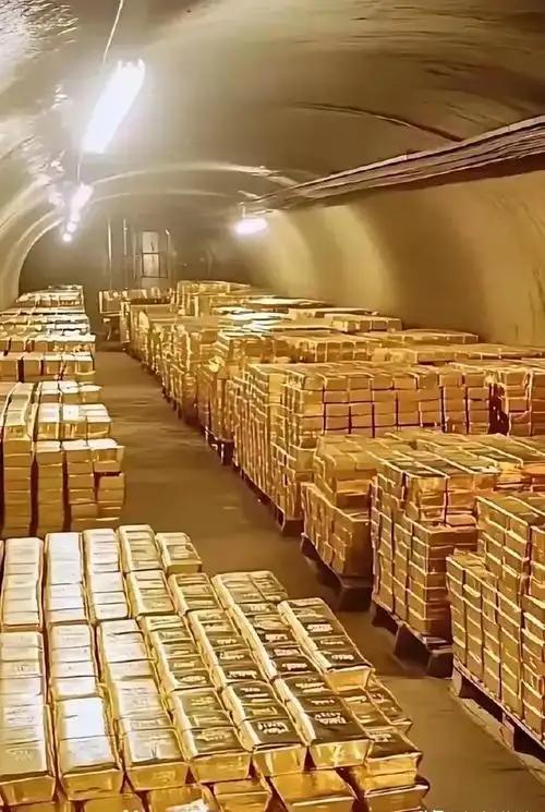 中美贸易战打了这么久，不少人都在问：咱存在美国的600多吨黄金，还能要回来不？答