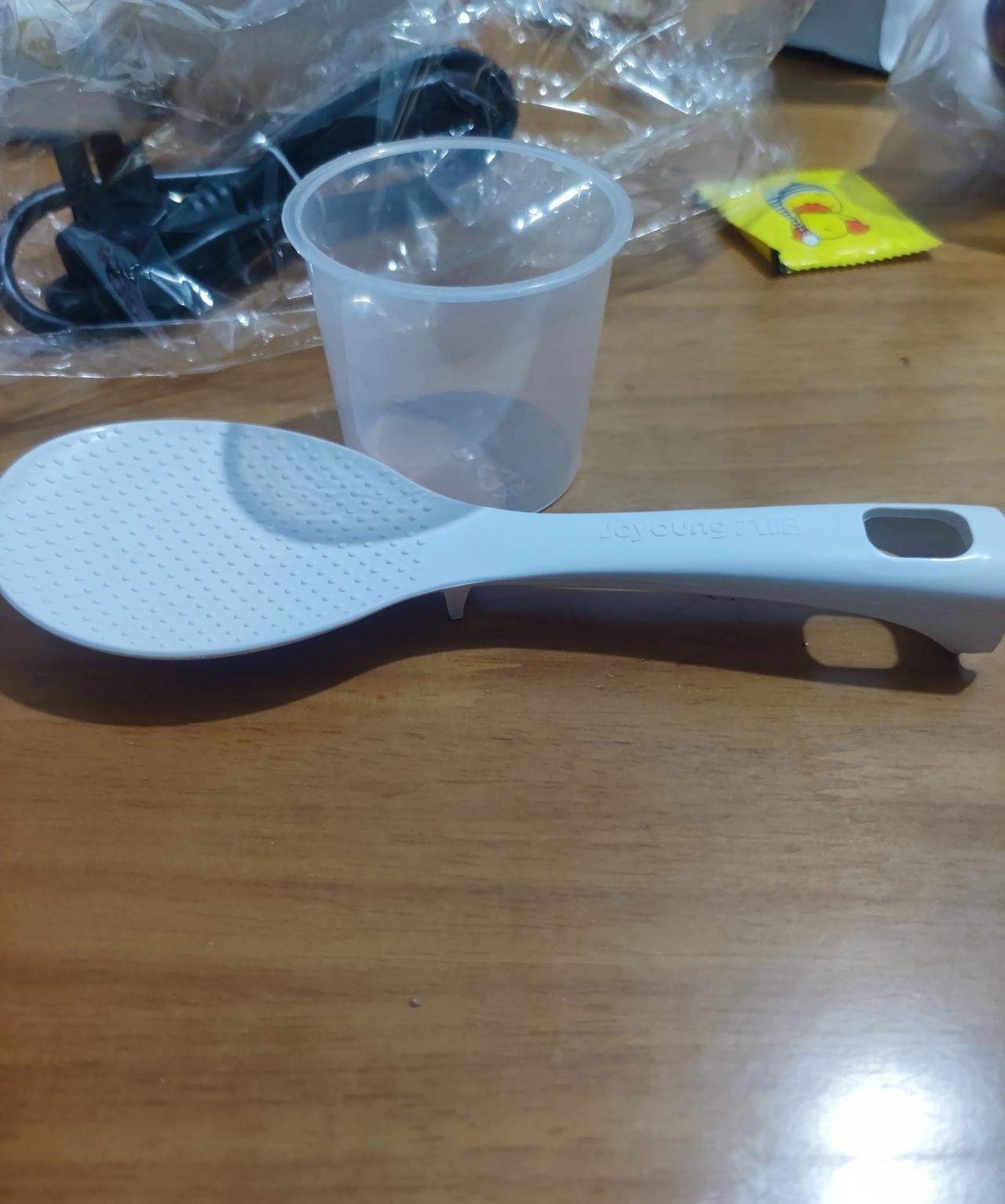 这样的配送能不能让顾客自己选择？前两天从网上购买的电饭煲到了，打开来，