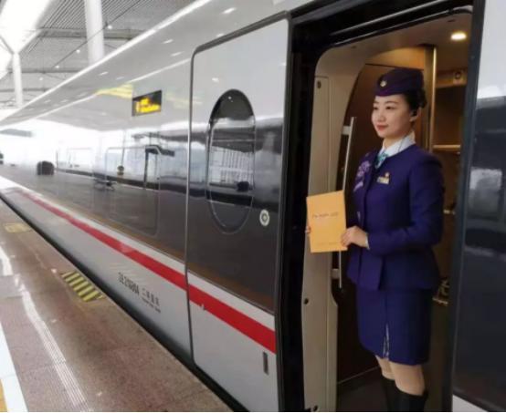 全球能独立建造并运营高铁的国家屈指可数。日本新干线以守时著称，法国TGV以速度见