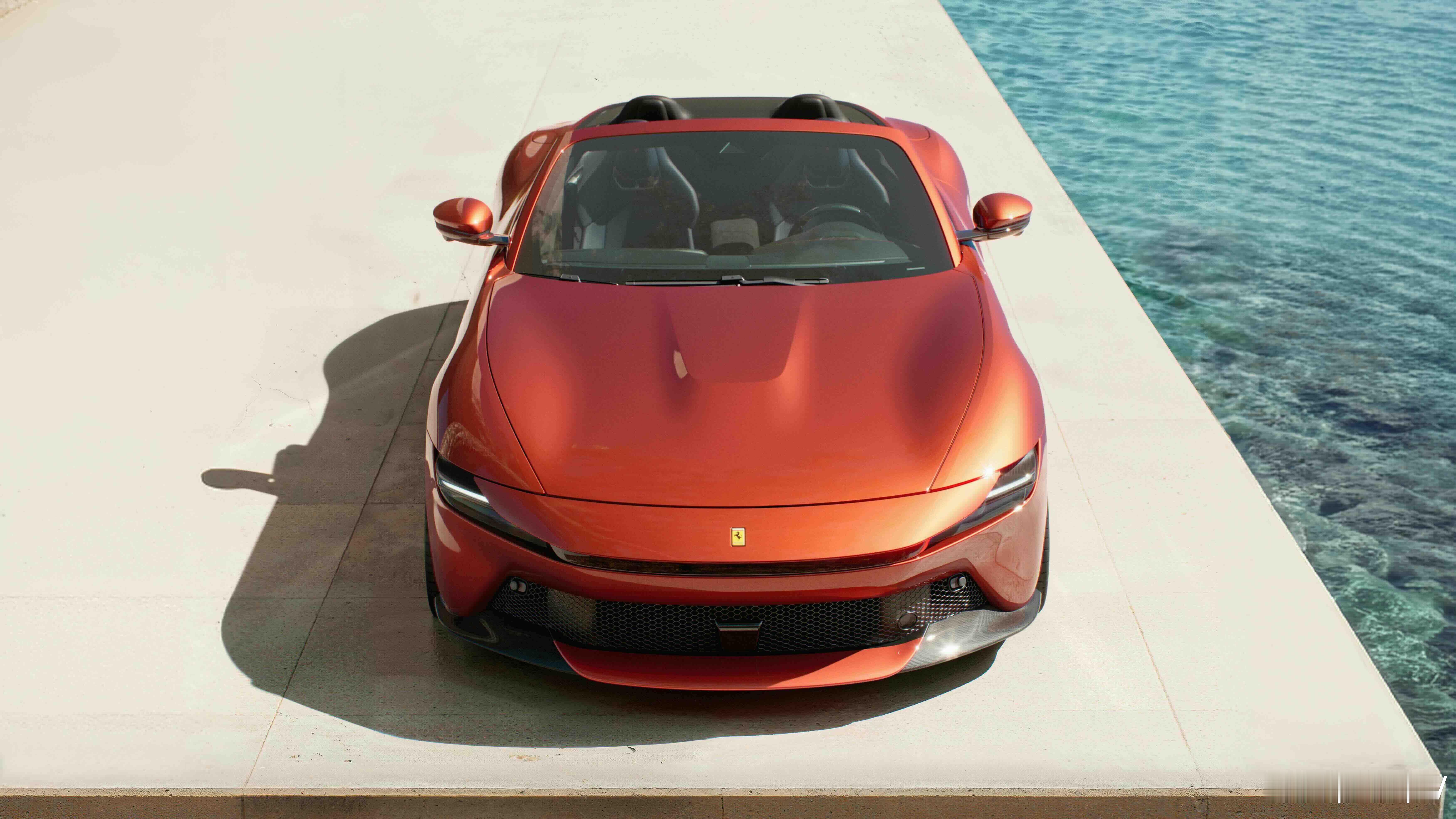 法拉利推出搭载中前置双涡轮增压V8发动机的全新2+敞篷跑车法拉利AmalfiS